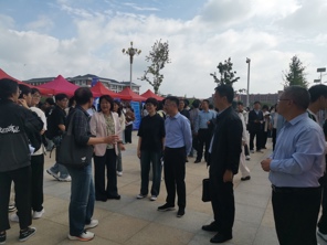经济与管理学院（商学院）成功举办蚌埠高新区企业专场招聘会